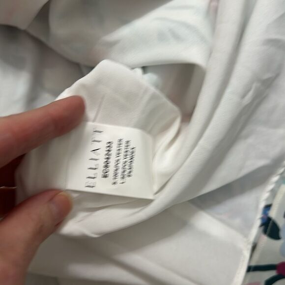 Elliatt Seabreeze floral mini belted dress small s - Picture 7 of 10